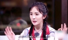 杨幂李易峰最新爆料图片,甜蜜互动引网友热议！